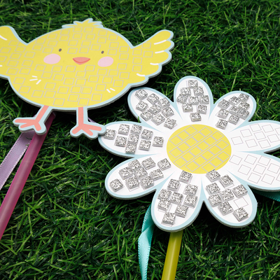 Make Your Own Mosaic Easter Wands Kit image number 3