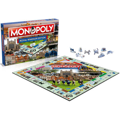 Royal Windsor Monopoly Board Game image number 2