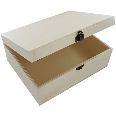 Large Wooden Box: 25 x 20 x 10cm image number 1