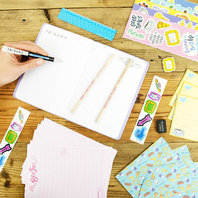 Friends Keepsake Gift Box image number 3