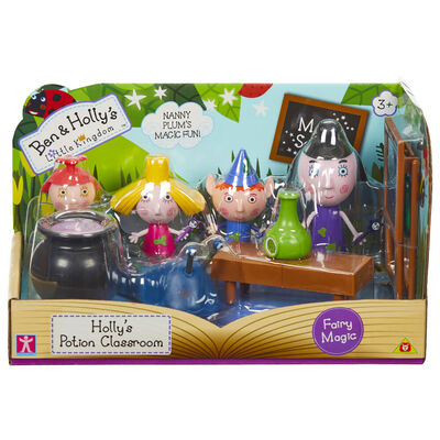 Ben & Holly's Little Kingdom Holly&rsquo;s Potion Classroom image number 3