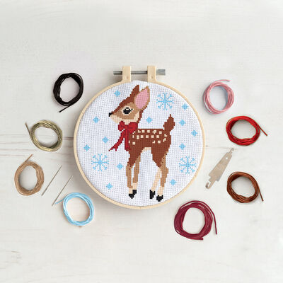 Cross Stitch Hoop Kit: Retro Deer image number 2