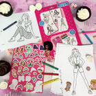 Barbie A5 Fashion Poster Set image number 4