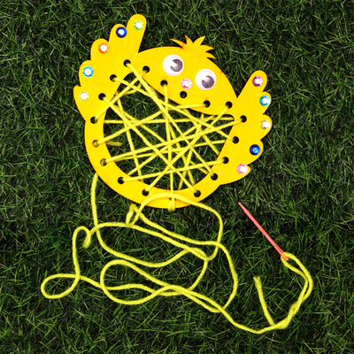 Make Your Own Chick String Art image number 4