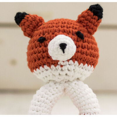 Cute Companions Miniature Handheld Crochet Kit - Fin the Fox image number 3
