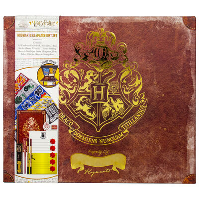 Harry Potter Hogwarts Keepsake Gift Box image number 1
