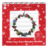 Make Your Own Wooden Wreath