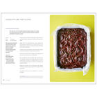 The Sweet Roasting Tin: One Tin Cakes, Cookies & Bakes image number 2