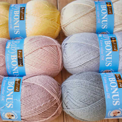 Baby Bonus DK: Baby Cream Yarn 100g image number 3