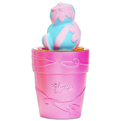 Blume Dolls: Assorted image number 2