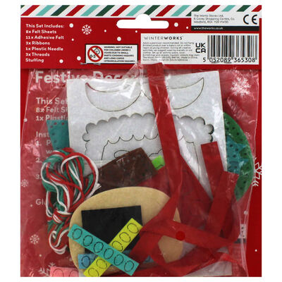 Sew Your Own Christmas Decorations image number 5