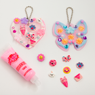 Decoden Magic Pretty Kitty Bag Charms Kit image number 4