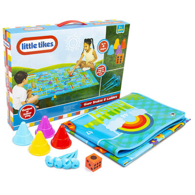 Giant Snakes & Ladders Game image number 2