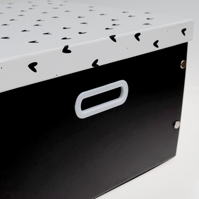 Hearts Storage Box image number 2