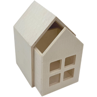 Small Wooden House: 7 x 6.5 x 1.8cm
