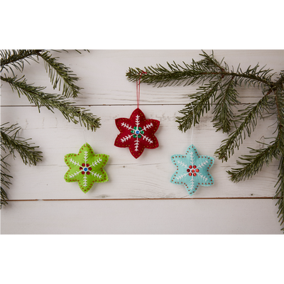Festive Star Decorations Felt Kit image number 1