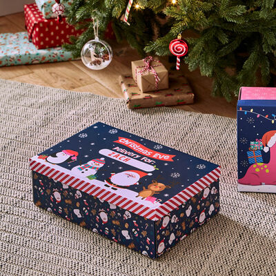 Christmas Eve Box: Festive Friends image number 3