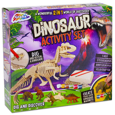 Dinosaur Activity Set image number 1