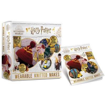 Harry Potter Wearable Knitted Makes Kit image number 1