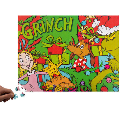 The Grinch 500 Piece Double Sided Puzzle image number 3