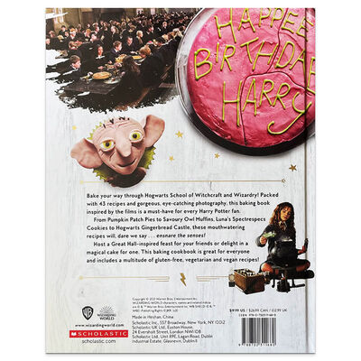 The Official Harry Potter Baking Book image number 3