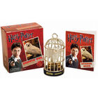 Harry Potter: Hedwig Owl Kit and Sticker Book image number 1