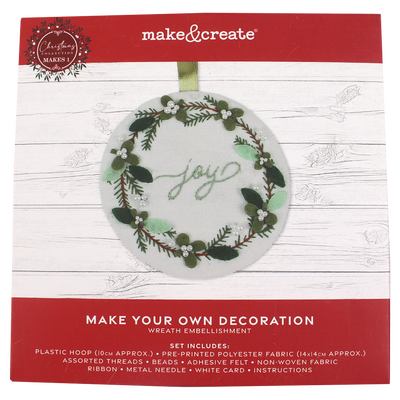 Christmas Felt Embroidered Wreath image number 1