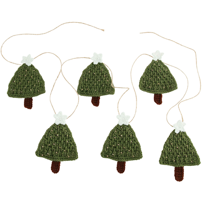 Christmas Tree Garland Crochet Kit image number 1
