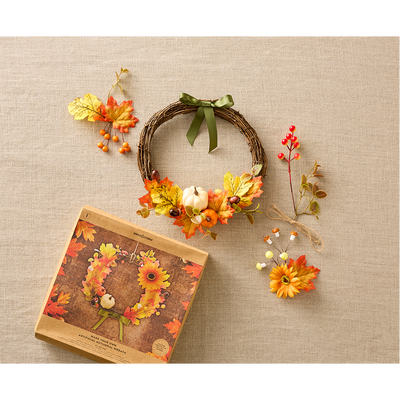 Make Your Own Artificial Autumnal Wreath Kit image number 2