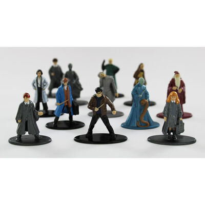 Newt Scamander Fantastic Beasts Nano Metal Figurine image number 3