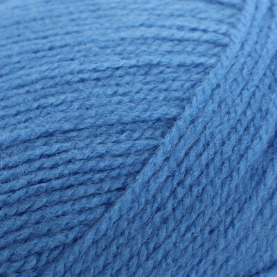 Robin DK: Madona Yarn 100g image number 2