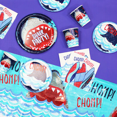 Shark Small Paper Plates - 8 Pack image number 2
