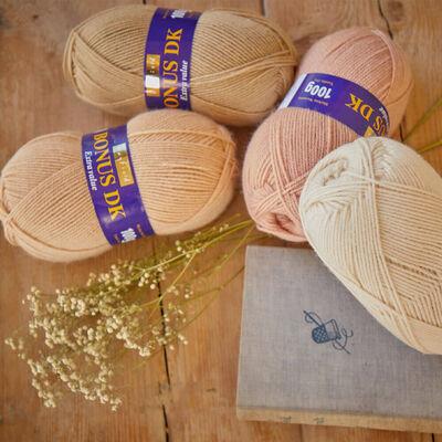 Bonus DK: Mink Yarn 100g image number 3