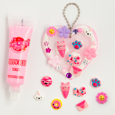 Decoden Magic Pretty Kitty Bag Charms Kit image number 3