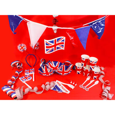 Union Jack Dangling Cut-Outs - Set of 3 image number 4