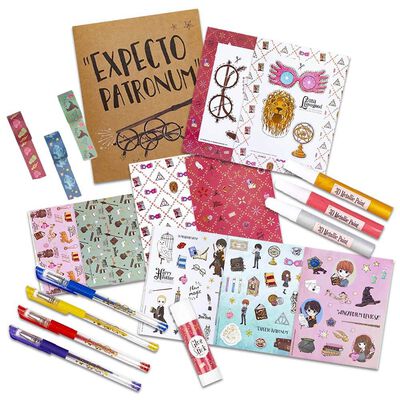 Harry Potter Scrapbook Set image number 2