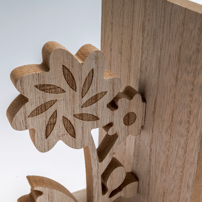 Wooden Flower Book Ends: Pack of 2 image number 4