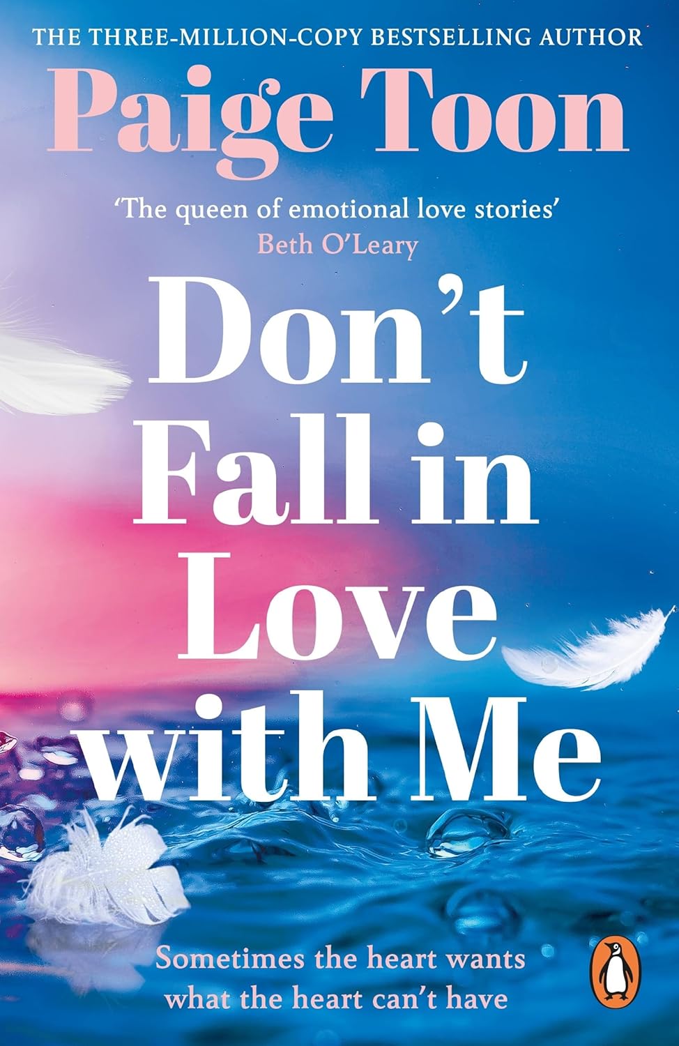 Book cover of Don't Fall in Love with Me by Paige Toon.