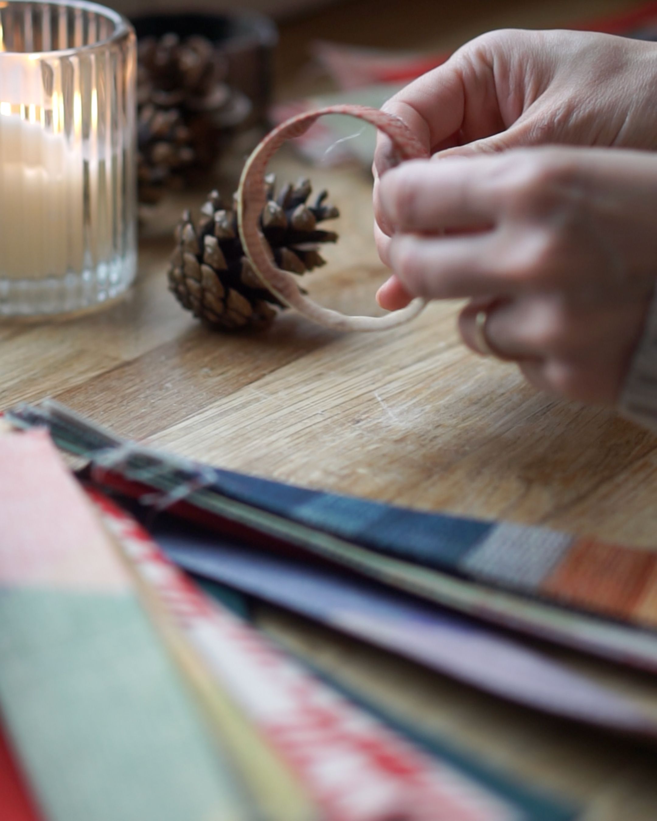  Form the first ring.